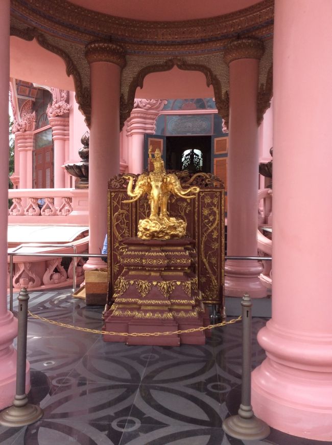 ミュージアムに向かいます。