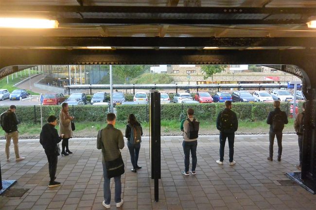 8:05 Castricum（カストリクム）駅に到着。