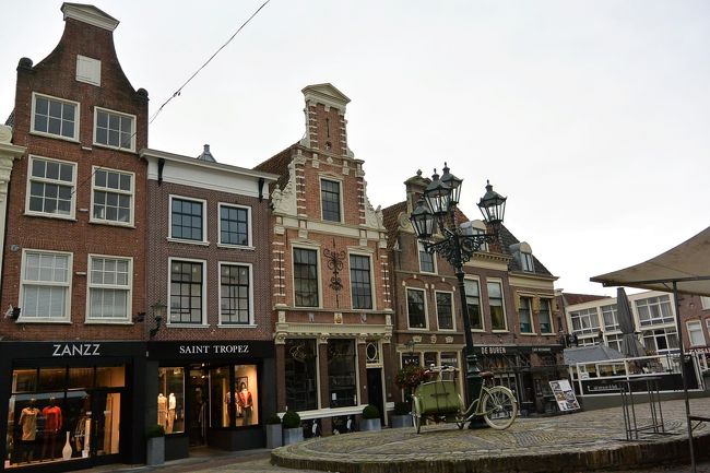 オランダらしい建物が並んでいます。