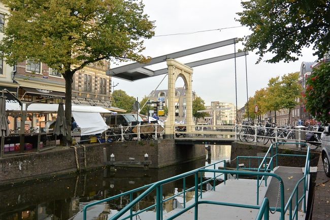 運河にかかるハネ橋。