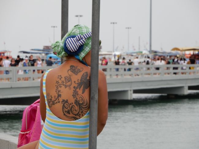 ラン島への船乗り場にて。<br />