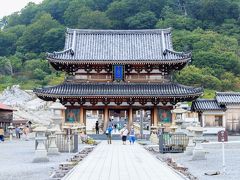 そのうち、空港に到着する時間10：00から、最後に訪れるお店の閉店時間21：30までの11時間30分が勝負の時間です。


写真：山門