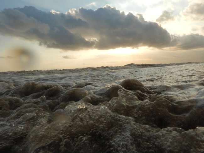 こんなことをして、<br />かすり傷やアオタンがたくさん(笑)<br />