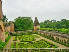 ロートレック美術館
裏庭のフランス式庭園
こちらの眺めも素敵ですね！