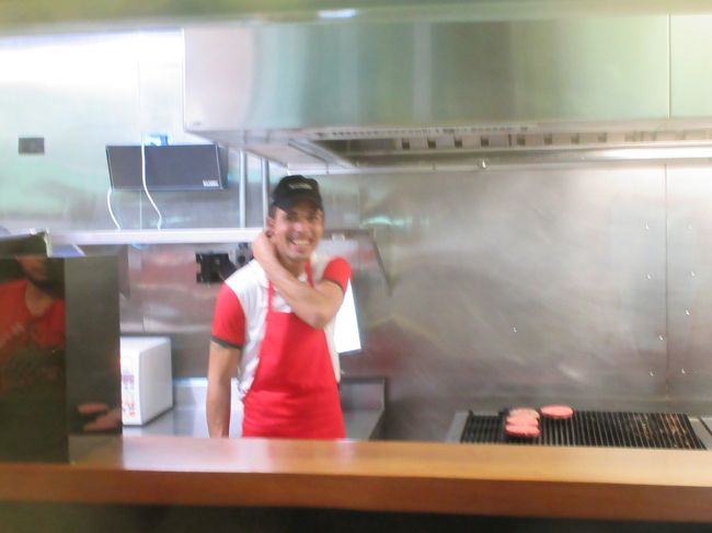 終了まで時間が有るのでマデーロでハッピーアワーしよか<br />　僕を見付けてアミーゴは大喜び<br /><br />