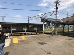 寺田駅に到着。ここで乗換です。でも、２０分ほど時間があります。