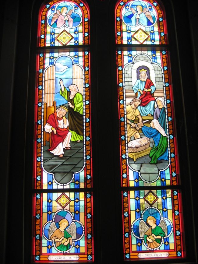 ステンドグラスです。