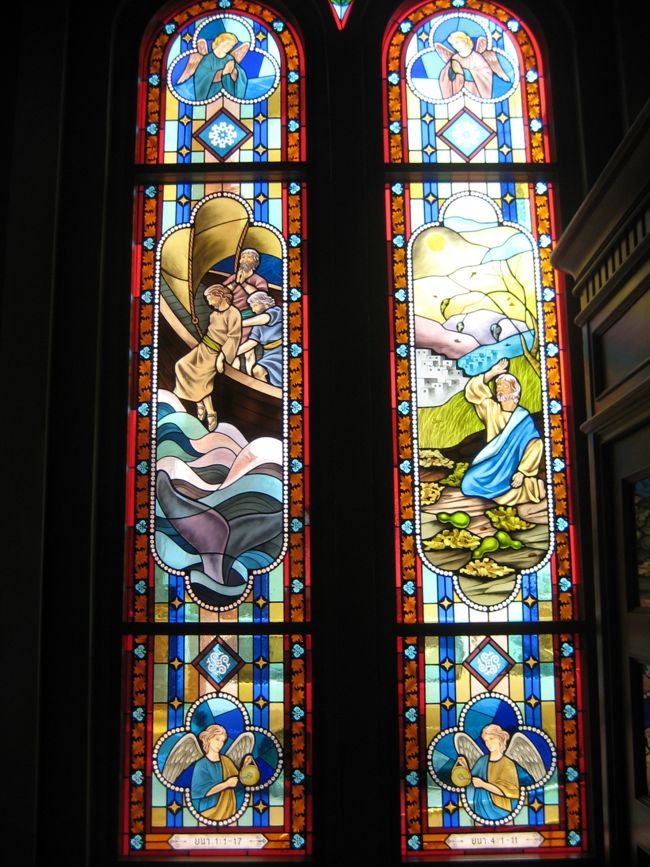 ステンドグラスです。