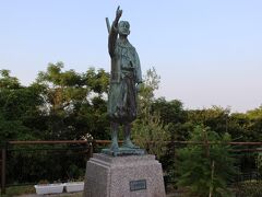 港からタクシーにのってまずは天草キリシタン館へ。
天草キリシタン館にある天草四郎の銅像です。