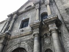 続いて、世界遺産のサンオウガスチン教会

世界遺産「フィリピンのバロック様式教会群」の一つです。

フィリピン最古の教会
