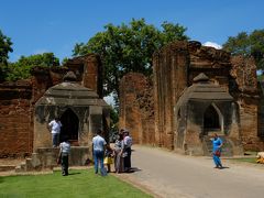 オールドバガンの入口「タラバー門」へ。