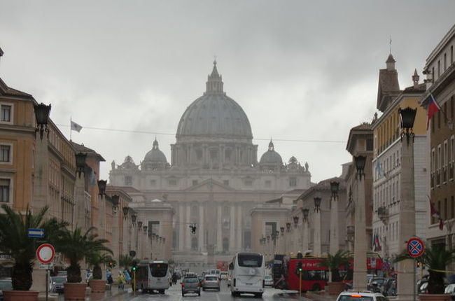 バチカン市国が遠くに見えます
