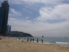 最終日は海雲台（ヘウンデ）へ。
やっとすっきり晴れた。海がきれいだ。
