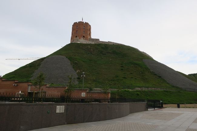 ケディミナス城が見えました。<br /><br />城系はあまり興味が無いのですが…(^^;)<br />展望台がある、との事で後で行ってみます。