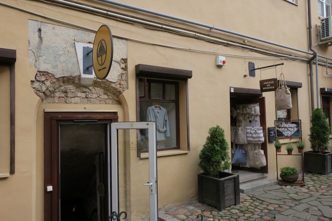 ここもリネンのお店のようです。<br />もう1日あれば、ショップ巡りに行きたかったなぁ(*^^*)