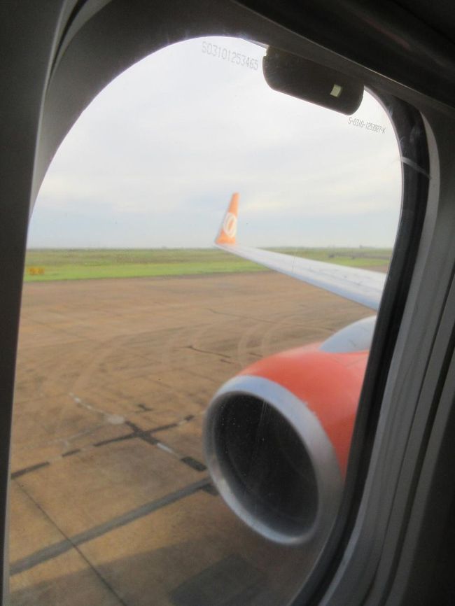 嫁さんのお母さんを連れての旅行です<br />　生まれ故郷のアラカジュに里帰り<br />　　８０歳近くの高齢なので行けないと思ってたと<br /><br />