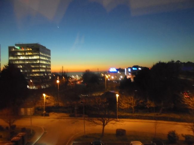 夕刻、部屋からの眺め。明日は、アベイロへ。