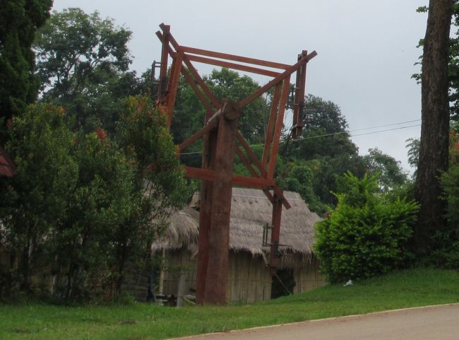 山の民のブランコ。