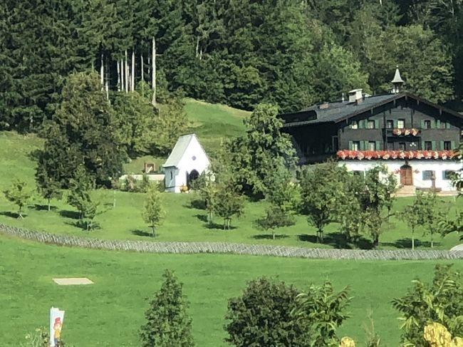 ポルシェ一族のお墓