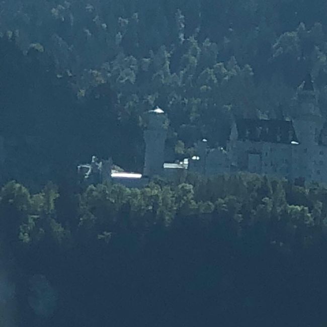 ディズニーのシンデレラ城のモデルになったお城