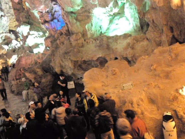 人がいっぱい。