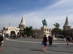 2階は有料の漁夫の砦