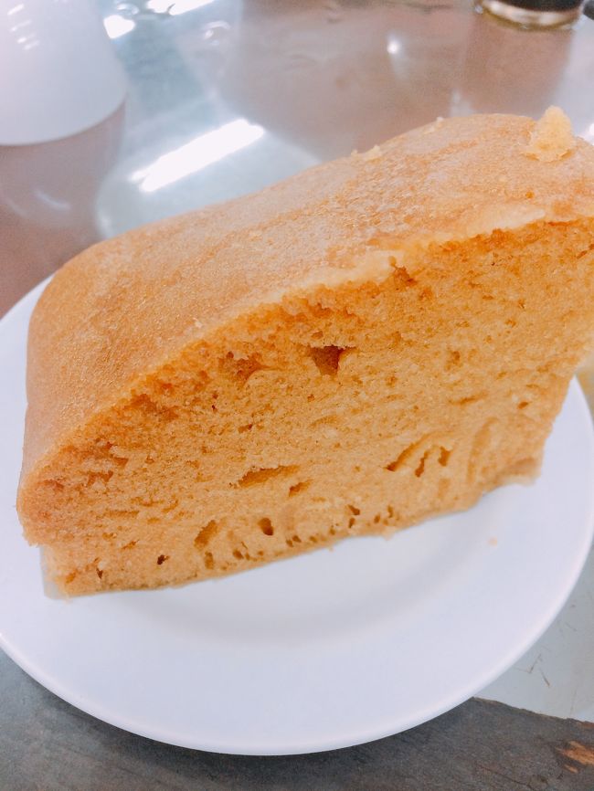 お腹いっぱいでしたが、蓋を開けた時の湯気と食欲をそそる色にやられ<br />さらにデザートにマーラカオをいただきました♪<br />軽いからペロリといただけました。<br />