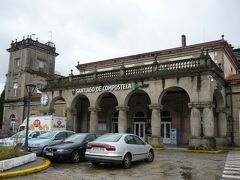 　サンチャゴ・デ・コンポステーラ駅。街同様に駅舎も風格があります。