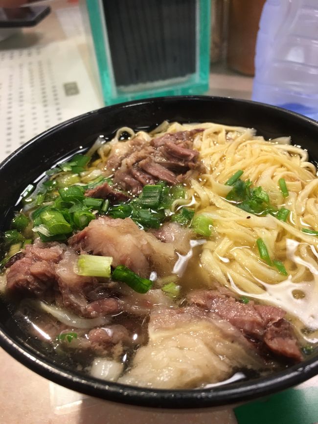 美味しい。30分なら並んでもいいかも。<br /><br />でも次はテイクアウトかな。