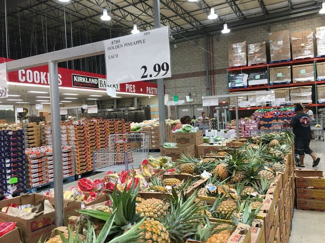 さすがは南国 <br />パイナップル お安い！