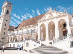 コインブラと言えばヨーロッパ最古の大学の一つ。
歴史ある由緒正しい大学です。

