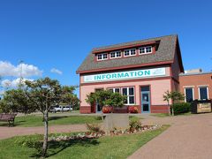 インフォメーション（Borden-Carleton Visitor Information Centre）があるので、情報集めしに寄りました。