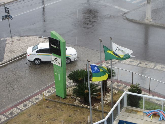 １０分ほどだけど、結構強烈に降ります<br /><br /><br />