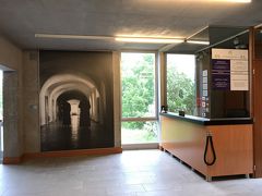 受付をすませて
エレベーターで屋上へ。