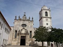 大きな塔がある大聖堂。

@カテドラル(Aveiro Cathedral)