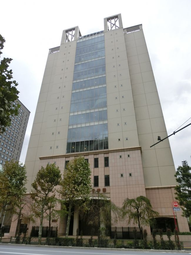 東京文学・歴史散歩17。お茶の水から神田神保町、小川町界隈その2:神田古書店街、旧護持院が原跡。
