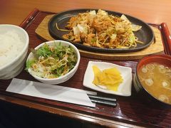 自宅（神戸）を午前８時過ぎに出発
１２時過ぎに目的地手前の恵那峡ＳＡでランチ