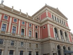 「世界一のコンサート・ホール」と呼ばれ、ウィーン・フィルハーモニーの本拠地。1870年の竣工以来、名演奏、名録音がここで生まれた。