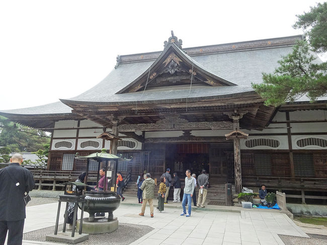 ここまで来ると人が増えてきました。