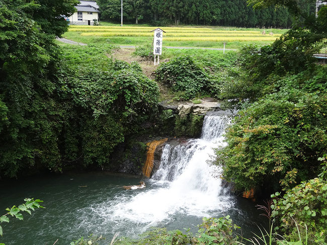 姫待滝（ひめまちのたき）<br />その逃げた姫たちをこの滝で待ち伏せて髪を切ったそうです。