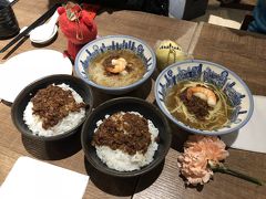 担仔麺と魯肉飯。