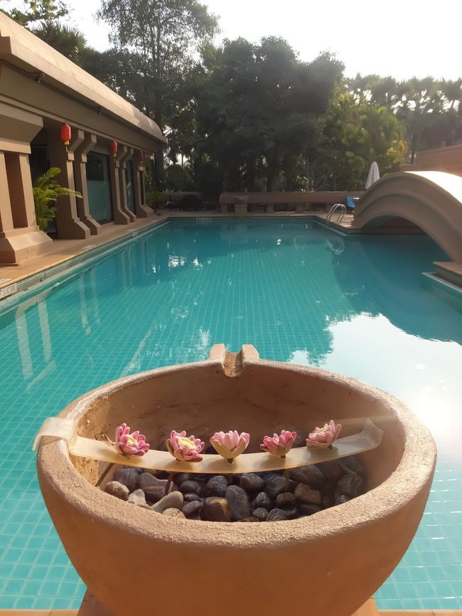 滞在中のシェムリアアップは初日以外は意外と涼しく過ごしやすかったです。<br />その分、POOLには長時間入っていられませんでした。