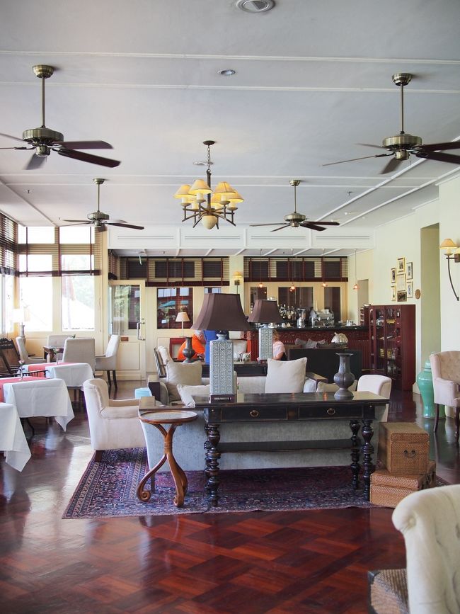 市場から戻ってしばし休憩です。