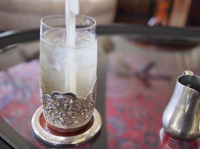 レモングラスティーで一息つきます。