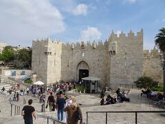 15時頃にベツレヘムからエルサレムに戻り、ダマスカス門から再び旧市街へ。