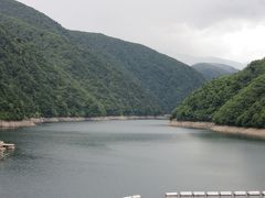 「奈川渡ダム」によって形成されたダム湖は「梓湖」と言います
安曇三ダムのダム湖で唯一名称があります