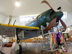 更に途中に立ち寄った愛南町の紫電改展示館。

豊後水道上空で交戦し、撃墜された紫電改が奇跡的に状態よく残っており、引き上げて復元させたそうです。日本で紫電改を展示しているのはここだけです！しかも入館無料。