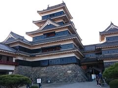 松本城。でかいね！