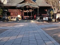 四柱神社があった。