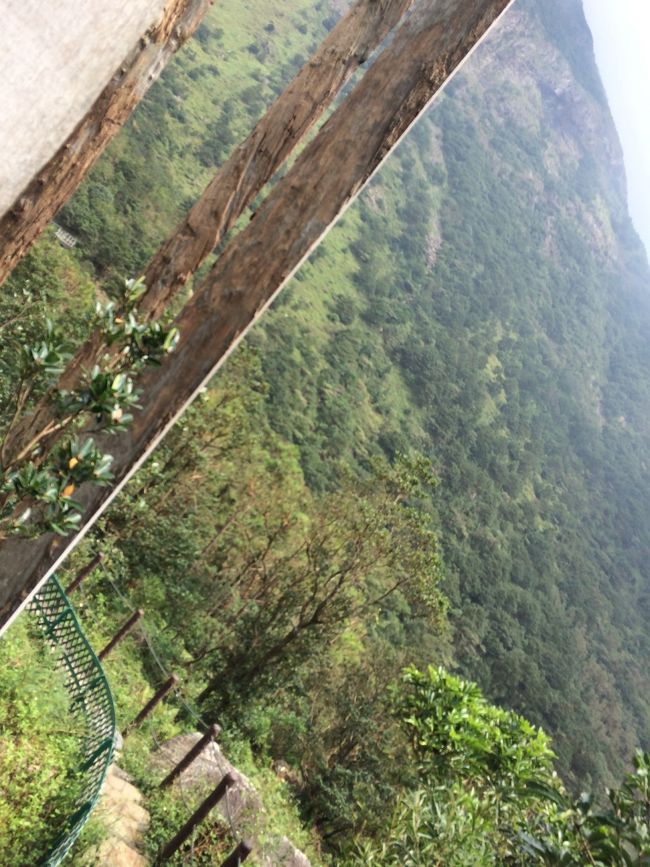 山々に囲まれています